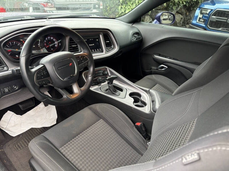 2019 Dodge Challenger SXT