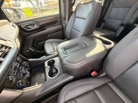 2024 Chevrolet Suburban LT