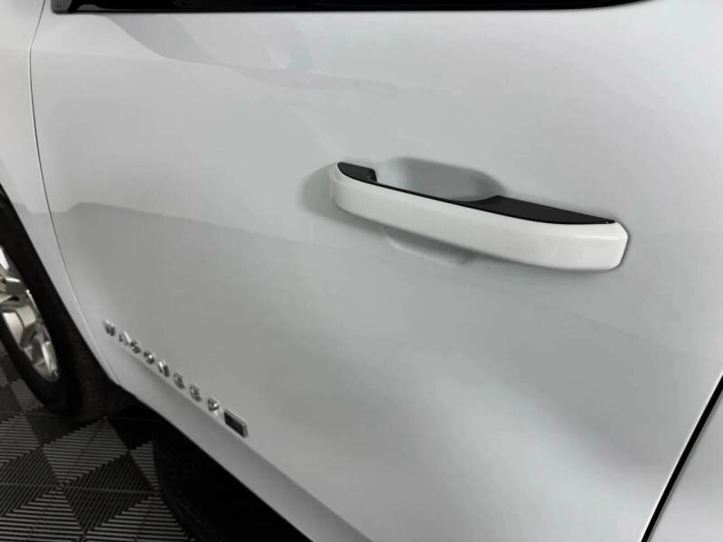 2024 Jeep Wagoneer L