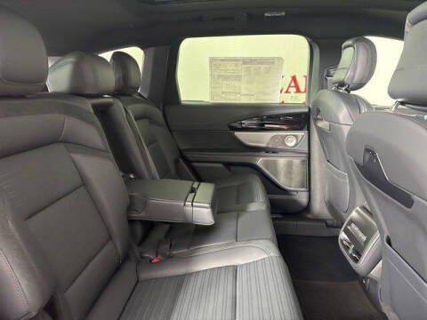 2025 Lincoln Nautilus Reserve