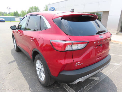 2021 Ford Escape SE