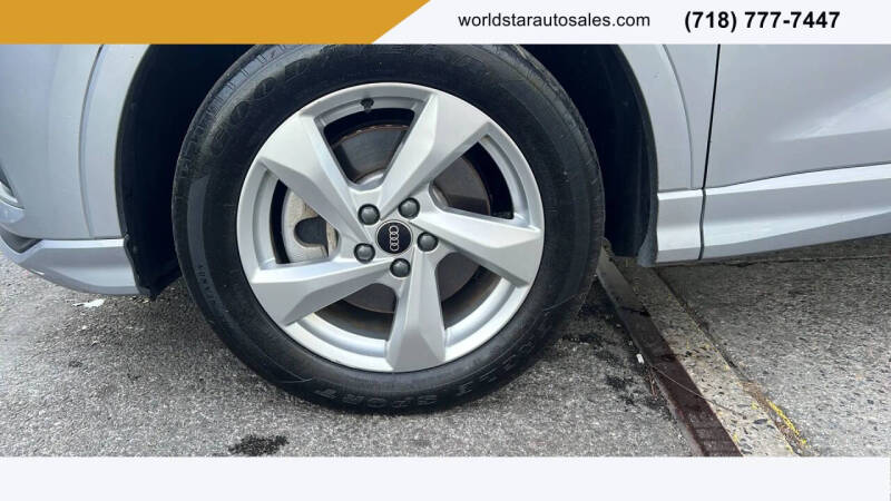 2022 Audi Q3 quattro Premium Plus 40 TFSI