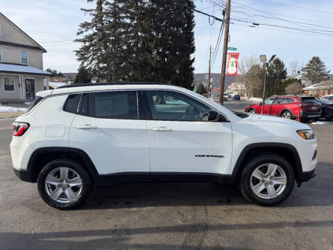 2022 Jeep Compass Latitude