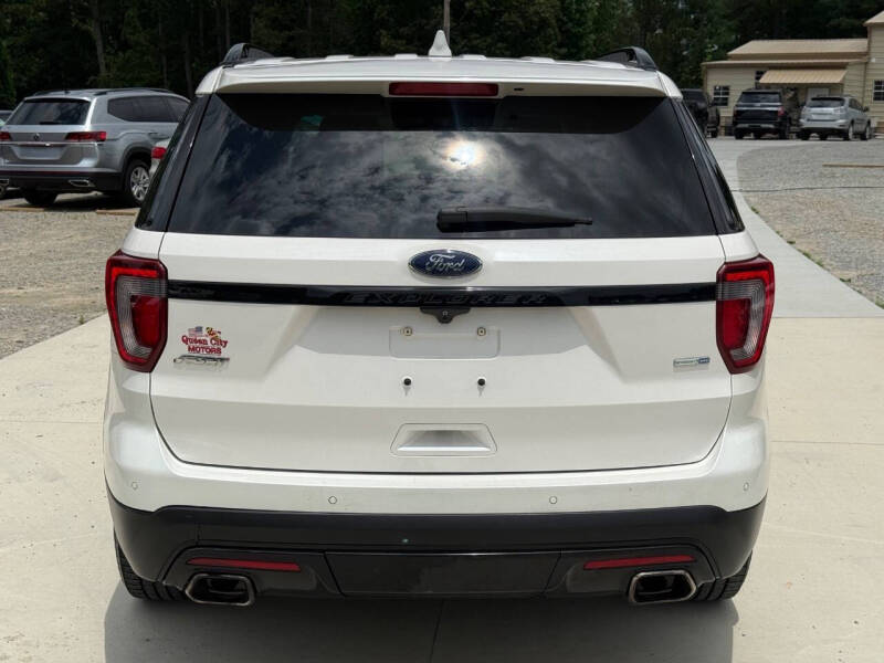 2017 Ford Explorer Sport
