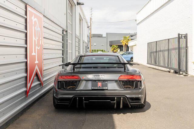 2017 Audi R8 37