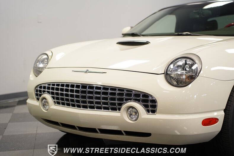 2002 Ford Thunderbird Deluxe