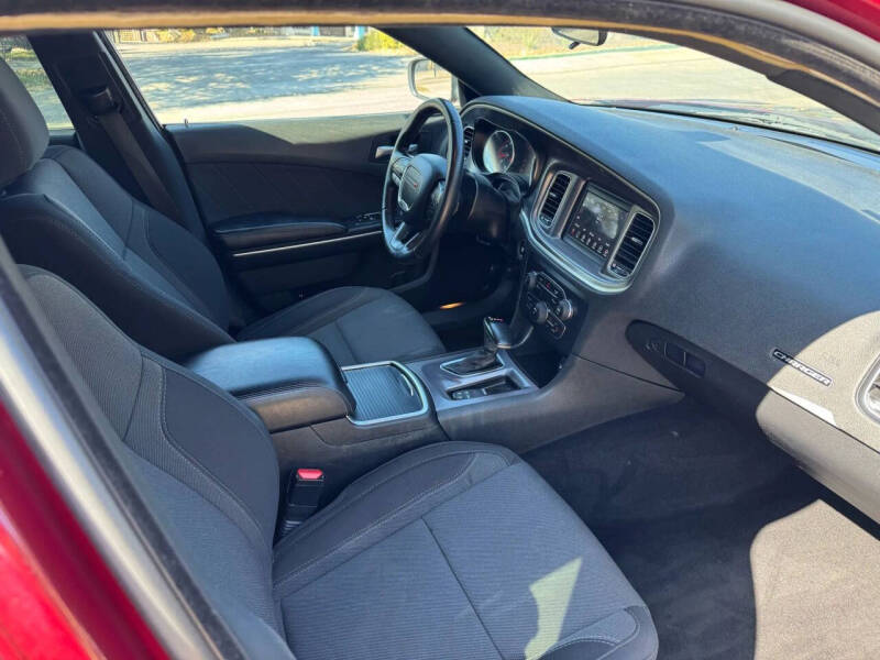 2019 Dodge Charger SXT