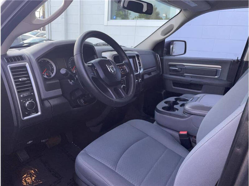 2013 RAM 1500 SLT
