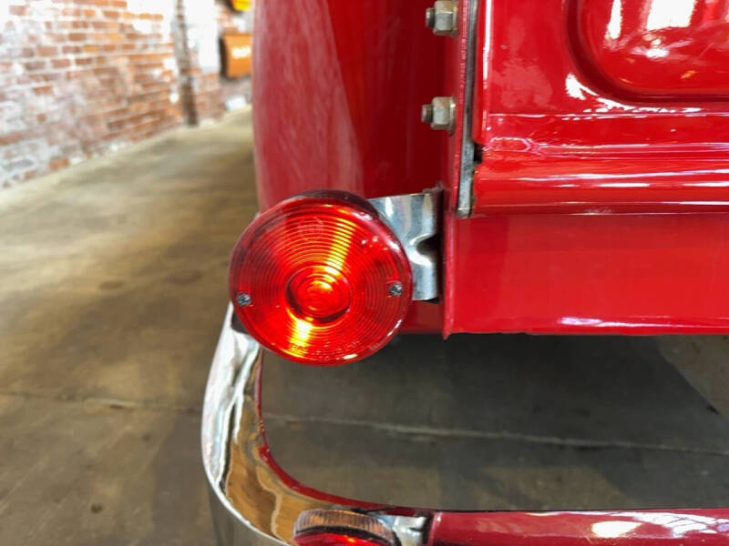 1955 International R-100