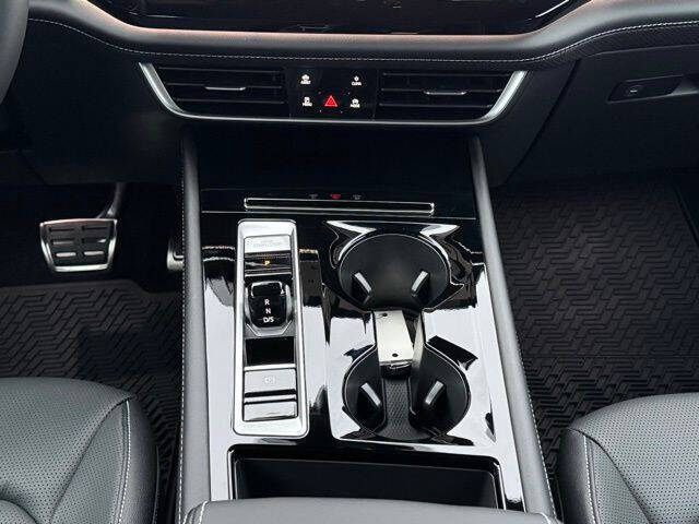 2026 Volkswagen Atlas Cross Sport SEL R-Line Black 4Motion