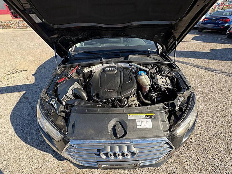 2017 Audi A4 2.0T quattro Premium