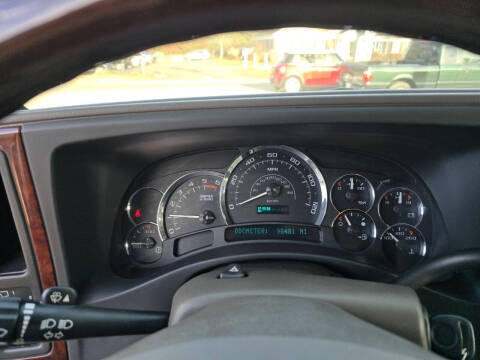 2005 Cadillac Escalade