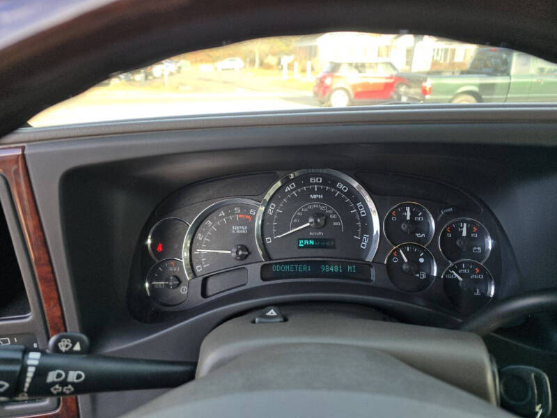 2005 Cadillac Escalade