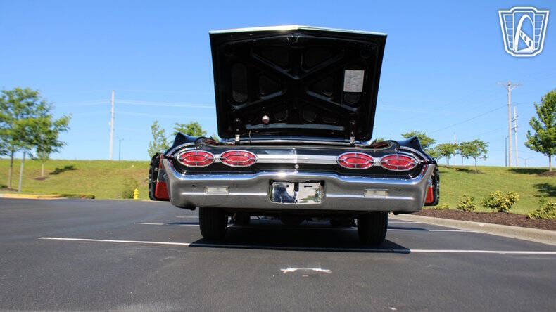 1962 Oldsmobile Starfire