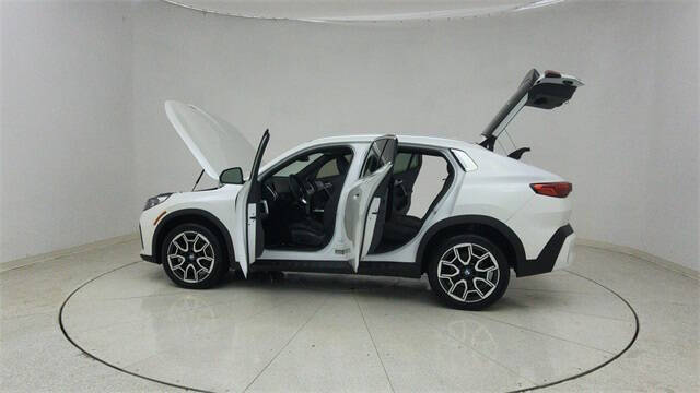 2025 BMW X2 xDrive28i