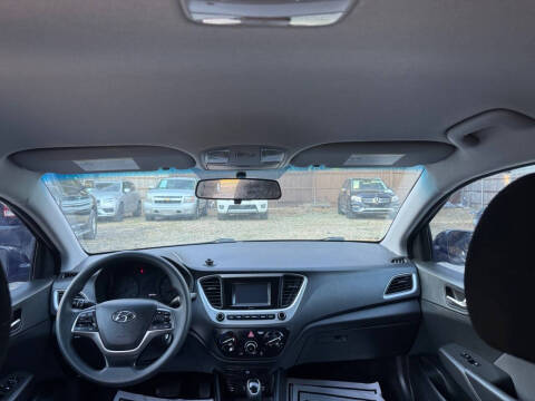 2022 Hyundai Accent SE