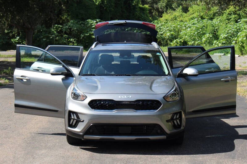 2022 Kia Niro EX Premium