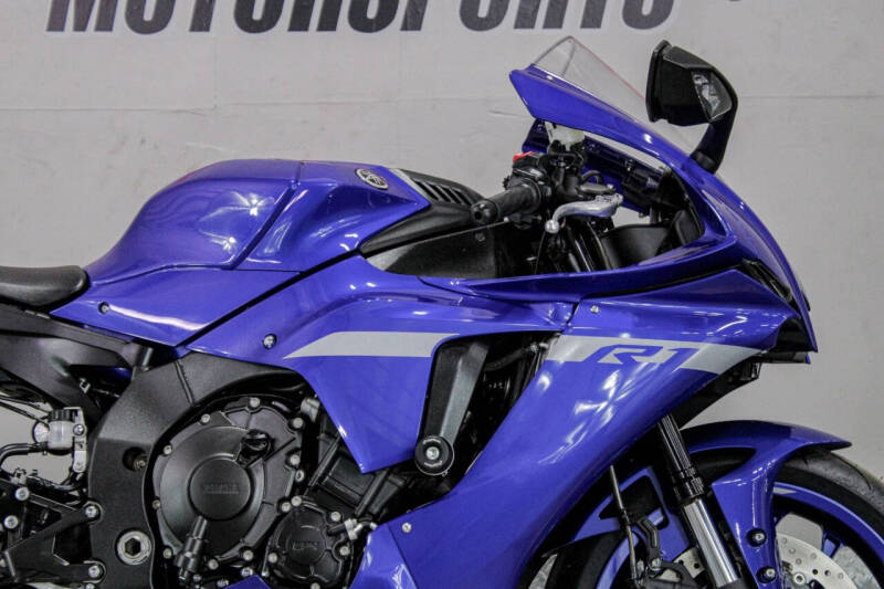 2020 Yamaha YZF-R1