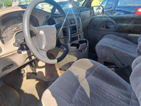 2003 Chevrolet Astro LS