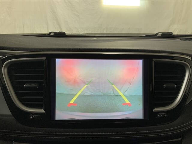 2023 Chrysler Pacifica Touring