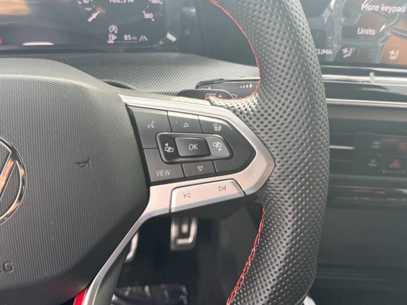 2025 Volkswagen Golf GTI Autobahn