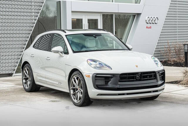 2025 Porsche Macan GTS