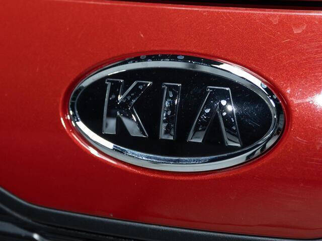 2013 Kia Rio 5-Door LX