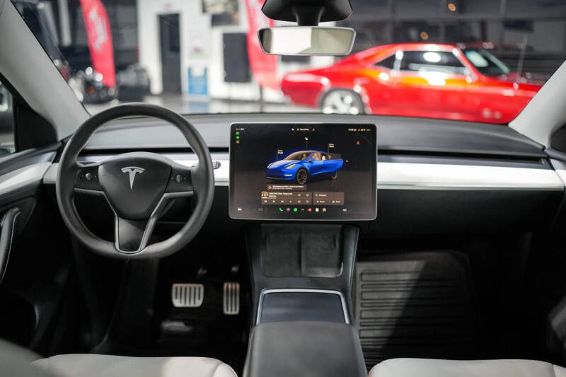 2024 Tesla Model Y Performance