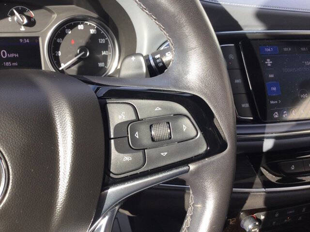 2022 Buick Enclave Essence