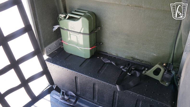 1991 AM General Hummer