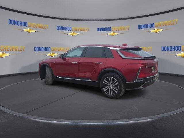 2024 Cadillac LYRIQ Luxury 1