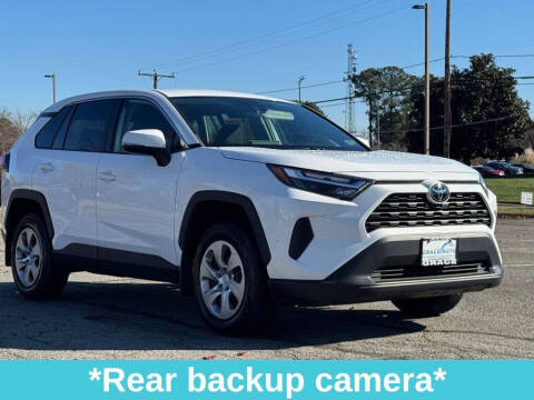 2023 Toyota RAV4 LE