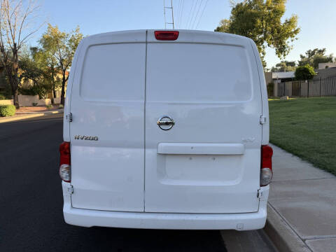 2017 Nissan NV200 SV
