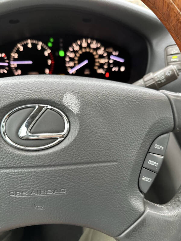 2004 Lexus LS 430