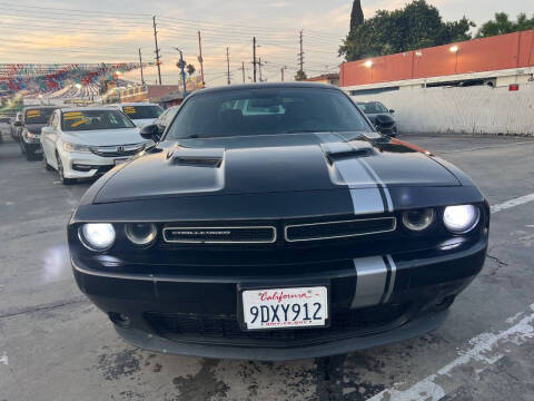 2015 Dodge Challenger SXT