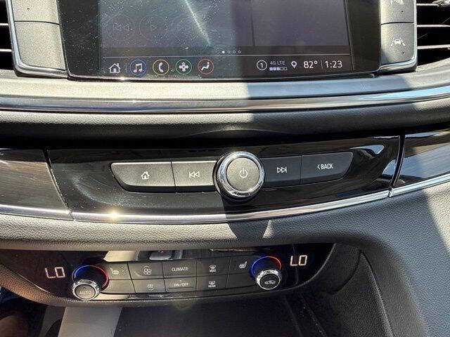 2024 Buick Enclave Essence