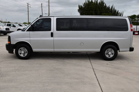 2017 Chevrolet Express LS 3500