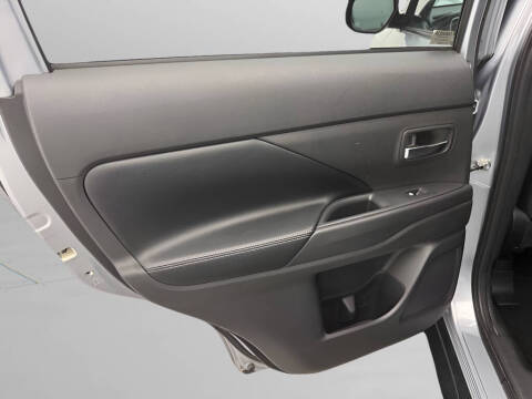 2016 Mitsubishi Outlander SEL