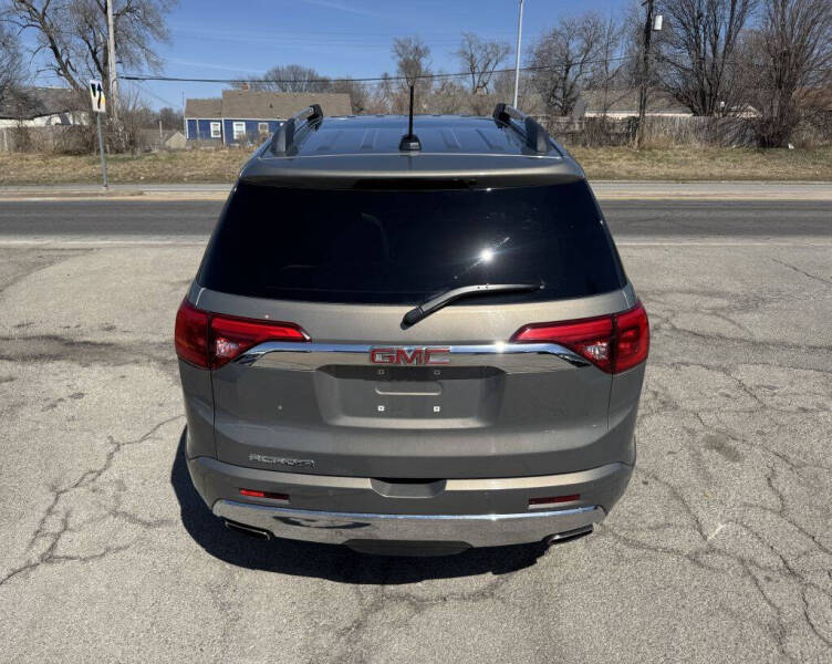 2019 GMC Acadia Denali