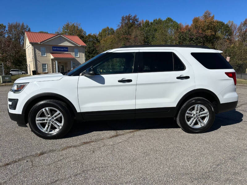 2017 Ford Explorer