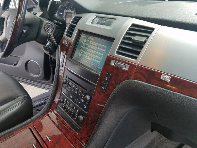 2011 Cadillac Escalade ESV