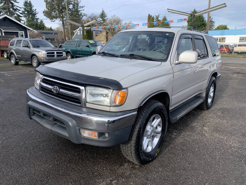 2000 Toyota 4Runner SR5