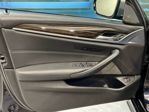 2021 BMW 5 Series M550i xDrive