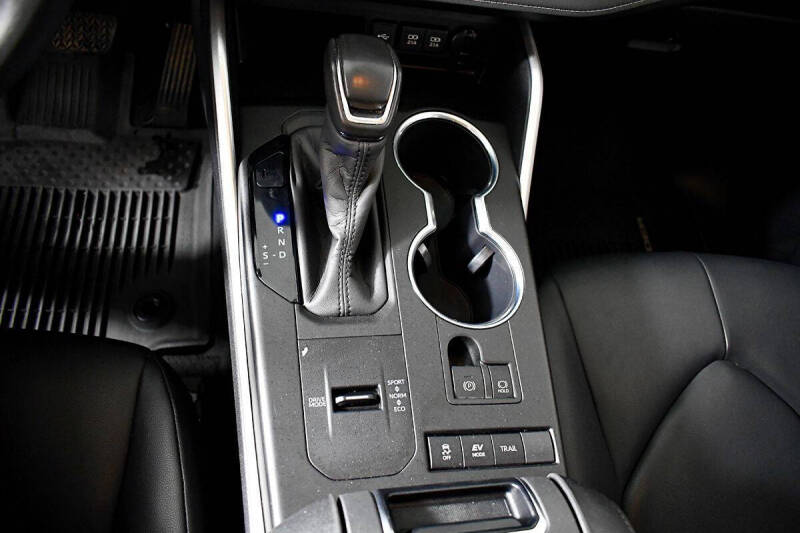 2020 Toyota Highlander Hybrid XLE