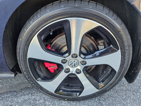 2016 Volkswagen Golf GTI S