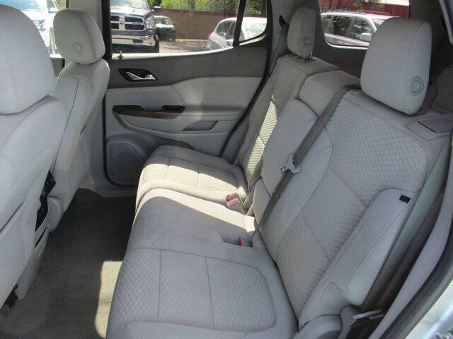 2019 GMC Acadia SLE-2