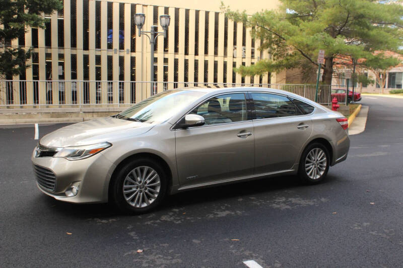 2013 Toyota Avalon Hybrid XLE Touring