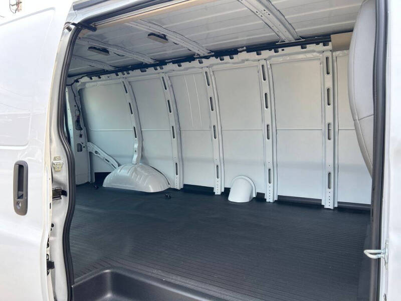 2026 GMC Savana 3500