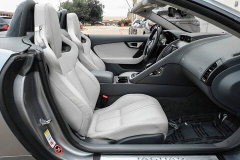 2014 Jaguar F-TYPE V8 S