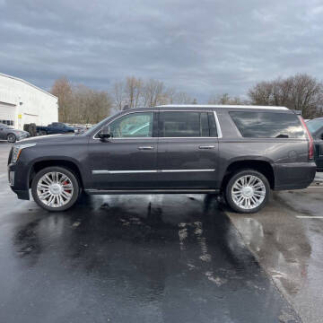 2018 Cadillac Escalade ESV Platinum